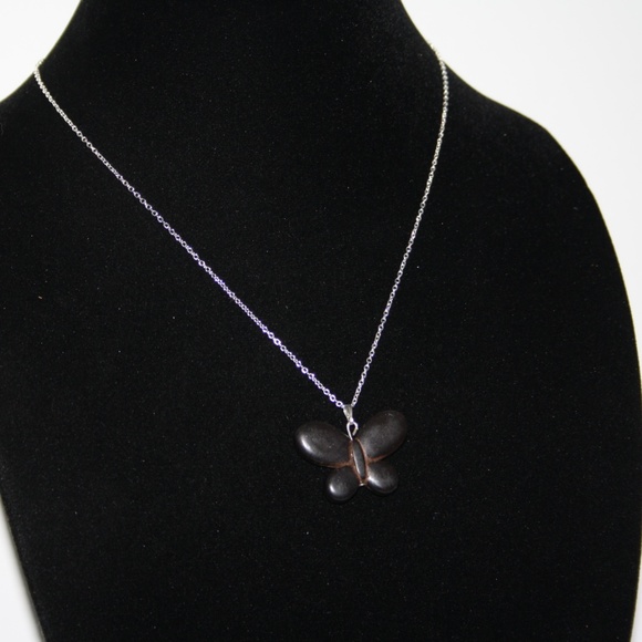 Black stone butterfly necklace NWOT - Picture 4 of 4